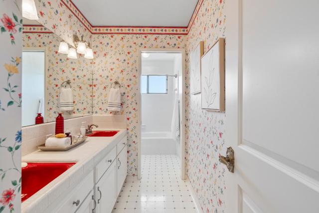 60 Terry Court, Hollister CA: https://media.crmls.org/mediaz/fed8394c-8736-4a75-8dd0-8dcaeee5e084.jpg