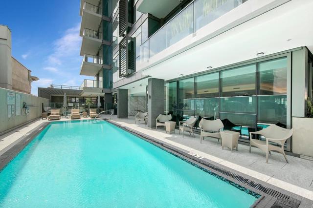 2855 5th Ave, San Diego CA: https://media.crmls.org/mediaz/fed8ebb5-e169-4664-9f0f-3c99d94651f3.jpg