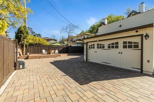 Image 47 of 54 For 2064 Alameda Way