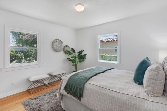 2764 Granville Avenue, Los Angeles CA: https://media.crmls.org/mediaz/fedacf86-cbff-49a3-a1d4-eb6798e144b0.jpg
