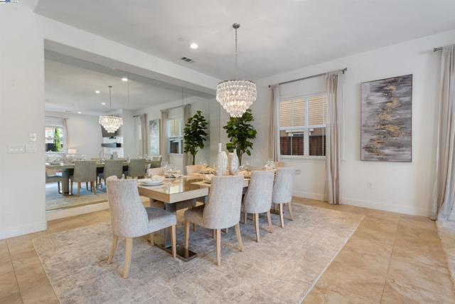 7152 Aubrey Way, Dublin CA: https://media.crmls.org/mediaz/fedae480-6128-447e-b2de-af00b8cf55fa.jpg