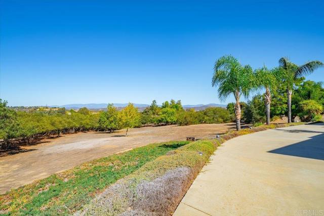 Detail Gallery Image 35 of 38 For 16996 Archie Moore Ring, Ramona,  CA 92065 - 4 Beds | 2/1 Baths