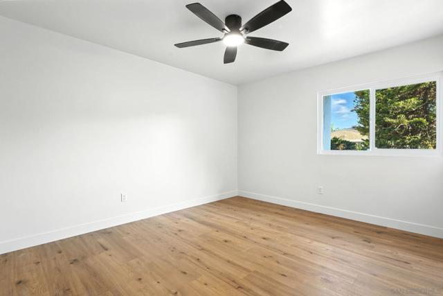 9058 Inverness Rd, Santee CA: https://media.crmls.org/mediaz/fedc3e2e-a676-4b5b-8d77-0838cd5d5757.jpg
