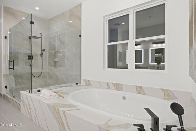 339 Toyon Court, Thousand Oaks CA: https://media.crmls.org/mediaz/fedd622d-420d-463b-a53e-3e94e028c095.jpg