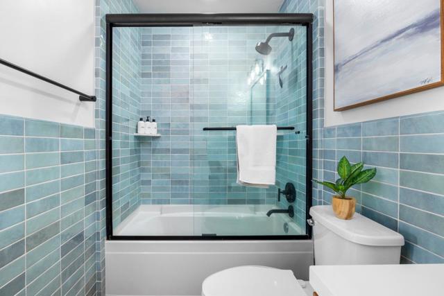 208 Capitola Avenue, Capitola CA: https://media.crmls.org/mediaz/fedda51b-ac46-4db7-ab0a-292bbb3da478.jpg