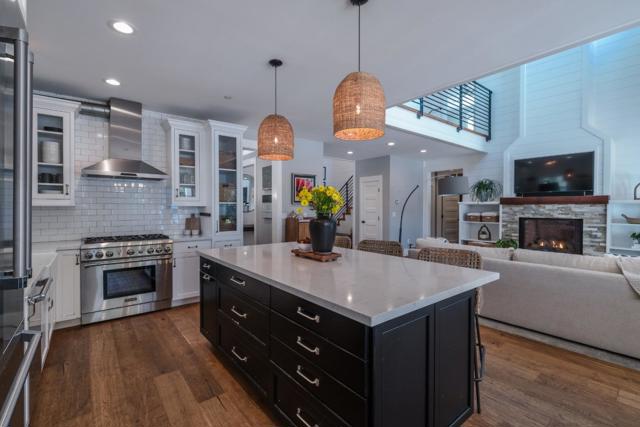 10555 Watsonville Road, Gilroy CA: https://media.crmls.org/mediaz/fedeac16-8894-4f2b-bd17-b604d1115f22.jpg