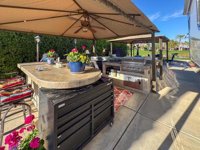 80394 Avenue 48, Indio CA: https://media.crmls.org/mediaz/fedf26c4-5f53-4d96-8b4a-c78ee3845ef3.jpg