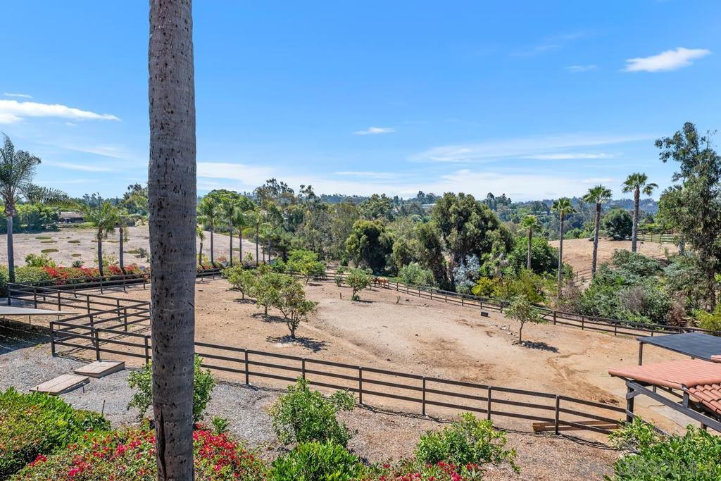 MLS #250035272SD image #61