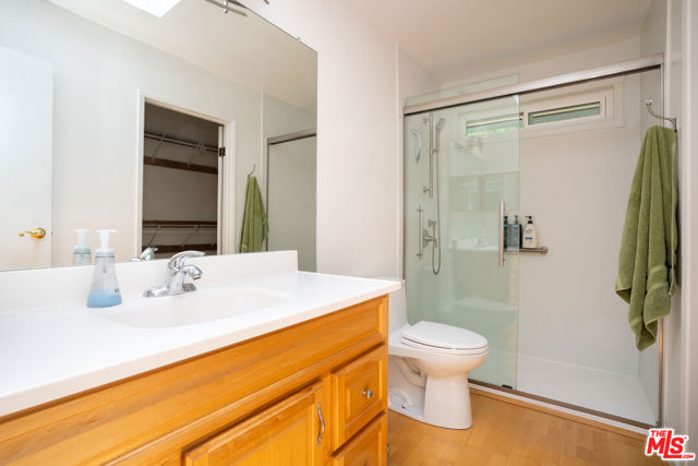 353 Mavis Drive, Los Angeles CA: https://media.crmls.org/mediaz/fedf9a7c-8b6f-482e-9a55-709ad971039c.jpg