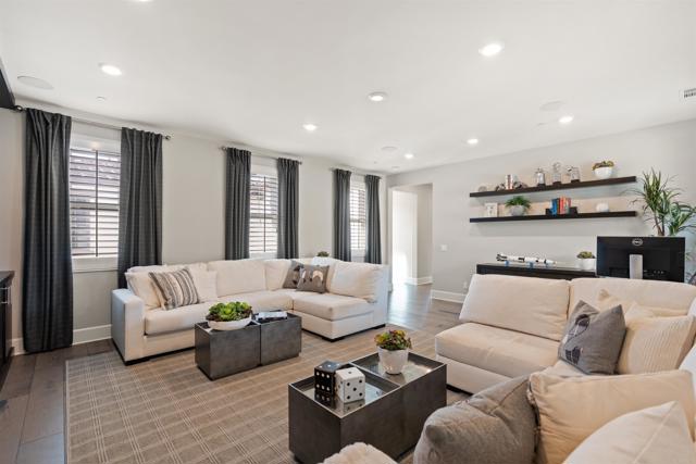 Detail Gallery Image 45 of 69 For 17028 Rendezvous Cir, San Diego,  CA 92127 - 5 Beds | 5/1 Baths