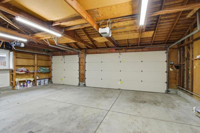 6571 Catamaran Street, San Jose CA: https://media.crmls.org/mediaz/fee26eb8-ed74-4bee-993e-5217514cb21c.jpg