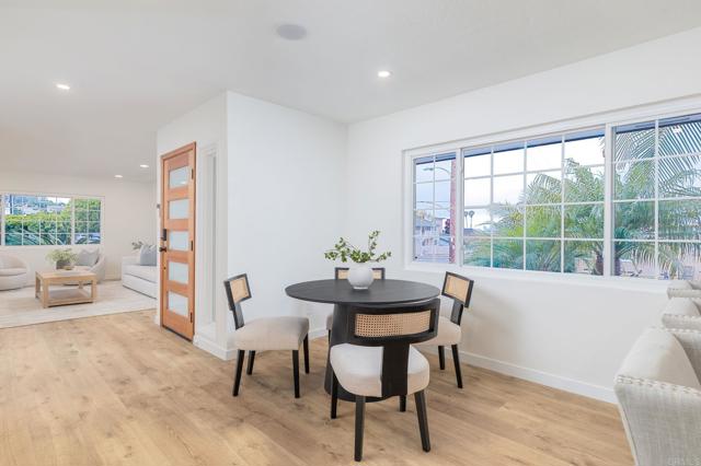 Detail Gallery Image 16 of 37 For 1674 Evergreen St, Point Loma,  CA 92106 - 3 Beds | 2 Baths