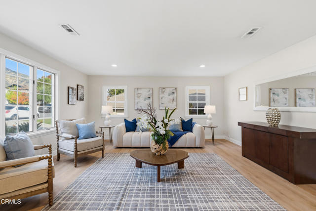 Detail Gallery Image 5 of 76 For 274 W Laurel Ave, Sierra Madre,  CA 91024 - 4 Beds | 3/1 Baths