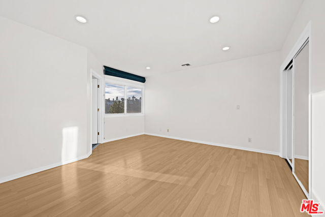 Drew Fenton | 1121 Roberto Lane Los Angeles CA | MLS: 7531913 Drew Fenton | 1121 Roberto Lane Los Angeles CA | MLS: 7531913