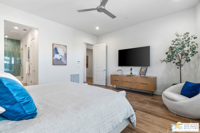 50660 Havasu Falls Drive, Indio CA: https://media.crmls.org/mediaz/fee7b6f9-2603-4e74-9755-566c2e279743.jpg