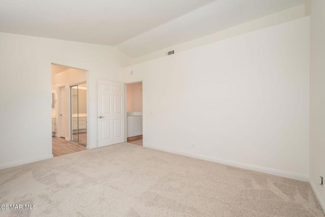 140 Windrose Drive, Newbury Park CA: https://media.crmls.org/mediaz/fee7f270-9b64-4a04-ad41-4b715dcd5397.jpg