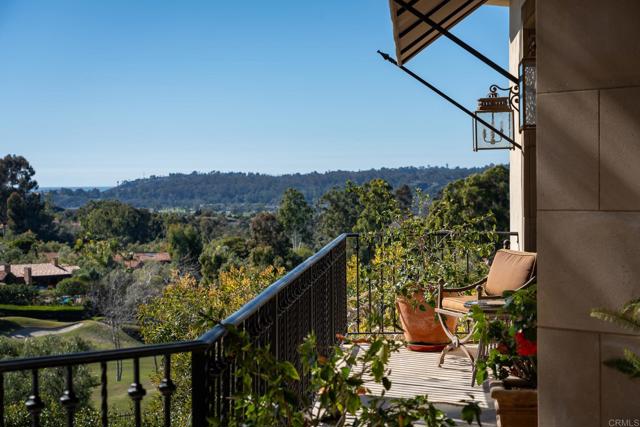 7756 St Andrews Road, Rancho Santa Fe CA: https://media.crmls.org/mediaz/fee87f8e-99bc-4ee1-a242-d63f588e79a0.jpg