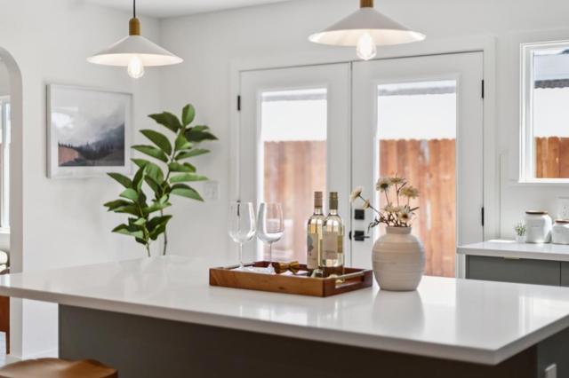 1034 Delaware Way, Livermore CA: https://media.crmls.org/mediaz/feea20b7-ede8-4bc4-aceb-e951a5967c12.jpg