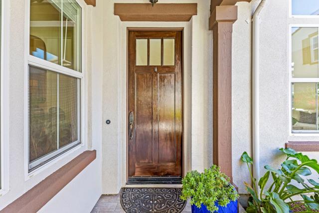 2846 Roundstone Drive, Gilroy CA: https://media.crmls.org/mediaz/feeac8a4-9375-4960-a670-9d3fa20b56bc.jpg