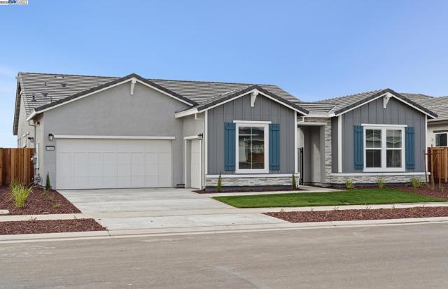 17685 Brightwood Avenue, Lathrop CA: https://media.crmls.org/mediaz/feeb76c3-d191-4488-a6a5-da4e740d1ac2.jpg