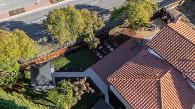 422 Liquidambar Way, Sunnyvale CA: https://media.crmls.org/mediaz/feebaaf1-7436-44d6-a333-9eba21debbe7.jpg