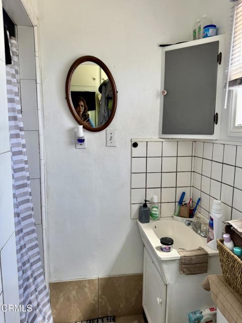 120 Palm Drive, Camarillo CA: https://media.crmls.org/mediaz/feece228-c506-4242-a44b-0af1e8817df3.jpg