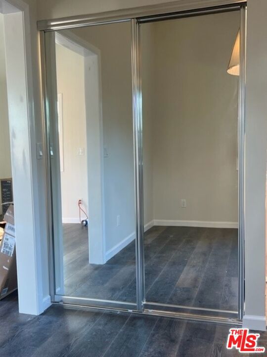 1843 19th Street, Santa Monica CA: https://media.crmls.org/mediaz/feed8765-3616-4289-9fca-53d06da8b88f.jpg