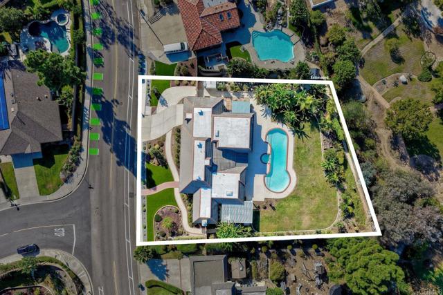 Detail Gallery Image 3 of 40 For 1234 Lupine Hills Dr, Vista,  CA 92081 - 4 Beds | 2/1 Baths