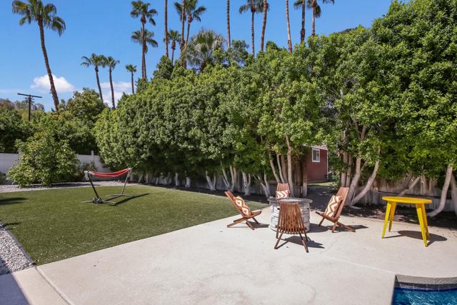 1962 E Baristo Road, Palm Springs CA: https://media.crmls.org/mediaz/feee067a-1a27-41ff-8c72-ee0d1824d9f2.jpg