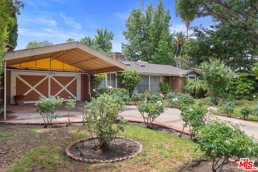 12734 SARAH Street