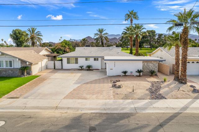 77235 Minnesota Avenue, Palm Desert CA: https://media.crmls.org/mediaz/feeffed0-f3a8-4aab-83fc-2fe8f2496653.jpg