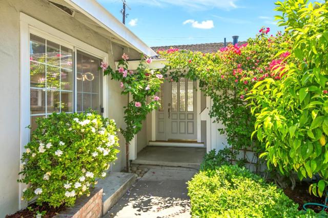 1138 Merrimac Drive, Sunnyvale CA: https://media.crmls.org/mediaz/fef02b8d-5683-4096-a7fb-28f611fac5b4.jpg