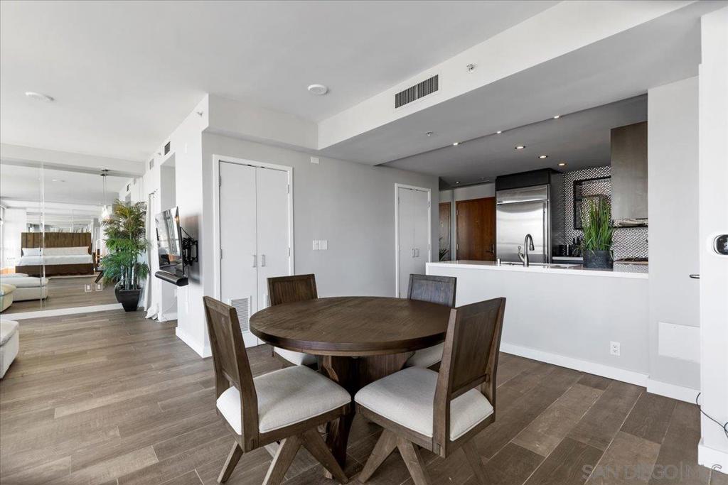 325 7th Ave - photo 19