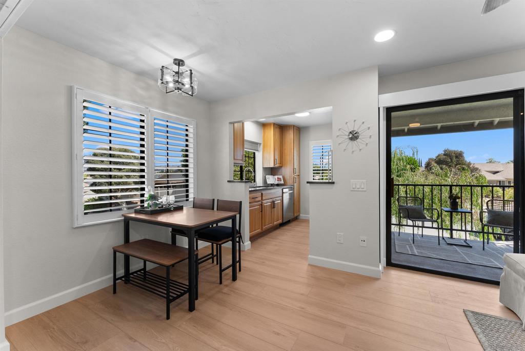 MLS #250037782SD image #9