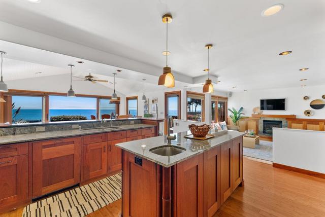 4790 Opal Cliff Drive, Santa Cruz CA: https://media.crmls.org/mediaz/fef2d1de-b25f-4a38-be88-92e4066a5a2d.jpg