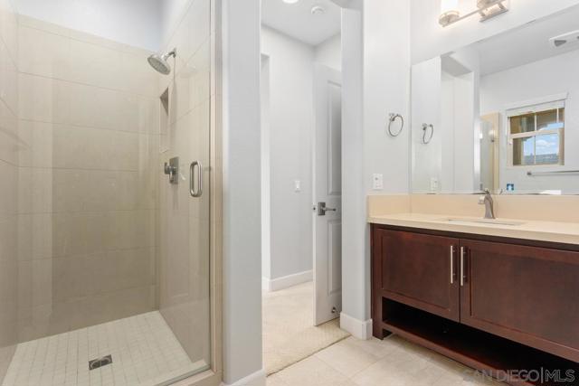 6336 Sagebrush Bend Way, San Diego CA: https://media.crmls.org/mediaz/fef31679-1706-496a-883b-31f91a15c268.jpg