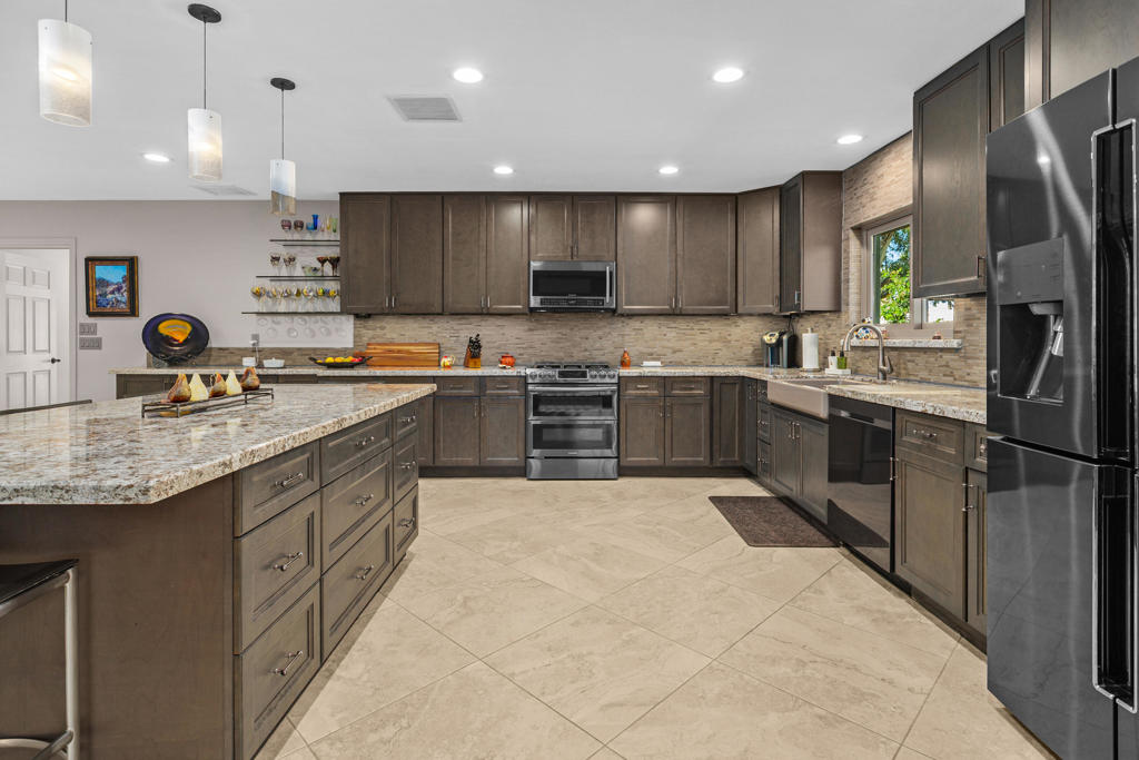 MLS #219139666DA image #14