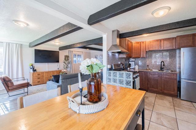 453 Chaparral Street, Salinas CA: https://media.crmls.org/mediaz/fef42e52-3e98-4a1a-af26-8d86d93bce5d.jpg