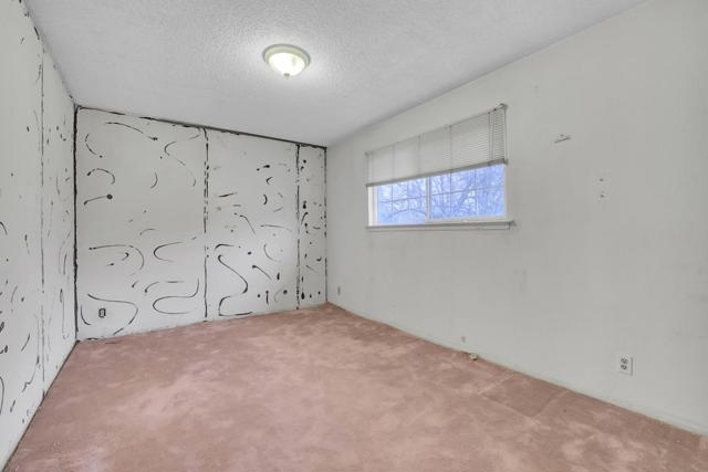 8734 Hermosa Court, Stockton CA: https://media.crmls.org/mediaz/fef47e1d-7f70-4419-ad49-e0cf6f5e22ea.jpg