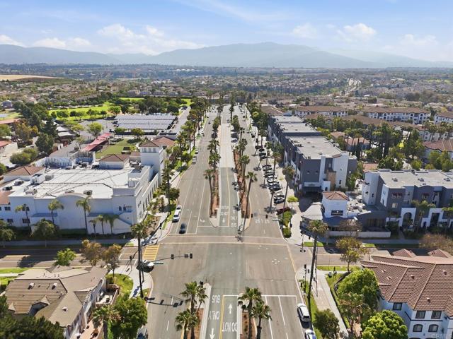 1241 Santa Cora Ave, Chula Vista CA: https://media.crmls.org/mediaz/fef693c9-a61d-41f7-a6b8-b1a1242aed06.jpg