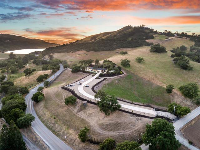 2275 Llagas Road, Morgan Hill CA: https://media.crmls.org/mediaz/fef6c14a-8d13-4182-9921-1ac3fab389c1.jpg