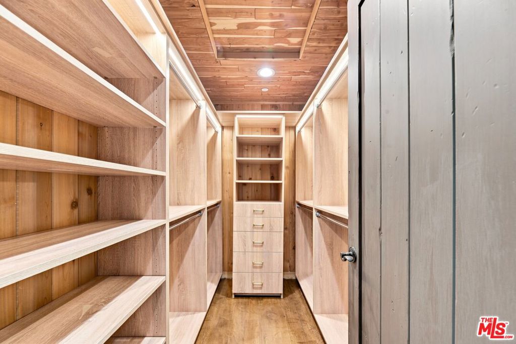 MLS #26862577 image #28