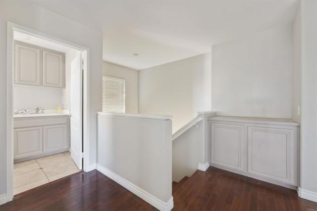 Detail Gallery Image 11 of 30 For 45808 Klamath Ct, Temecula,  CA 92592 - 3 Beds | 2/1 Baths