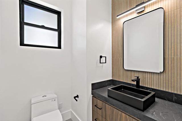 12536 Paseo Flores, Saratoga CA: https://media.crmls.org/mediaz/fef767e6-b875-40f2-b5ab-b60012b9a31d.jpg