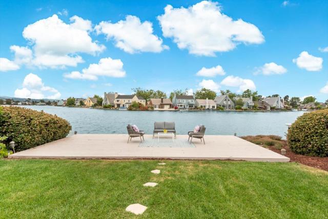 609 Santa Catalina Lane, Foster City CA: https://media.crmls.org/mediaz/fef85310-cbec-48c6-b9c4-b987c8adcbe7.jpg
