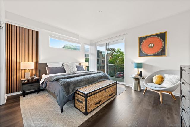 2875 B Street, San Diego CA: https://media.crmls.org/mediaz/fef98b96-8829-4d95-abc0-c683acbc2ae4.jpg