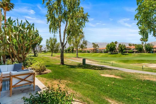 55347 Winged Foot, La Quinta CA: https://media.crmls.org/mediaz/fef9cfd0-c14e-4809-b1b8-b63d0e23a3d4.jpg