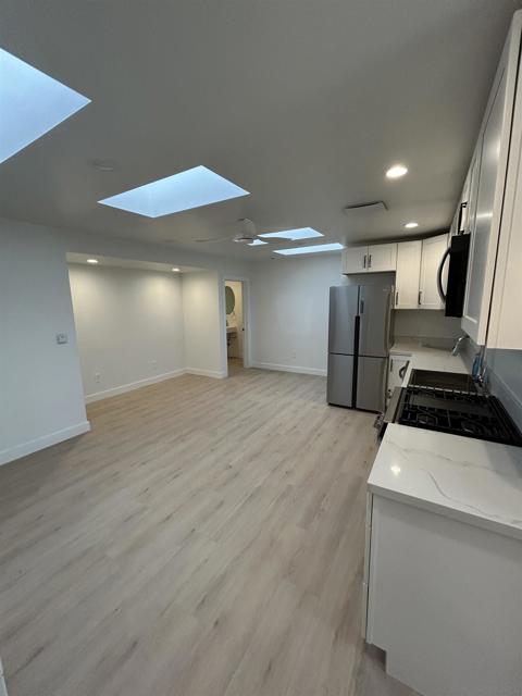 1133 Sweetwater Lane, Spring Valley CA: https://media.crmls.org/mediaz/fefb093e-5353-43f3-9e80-219afdd3a0fd.jpg