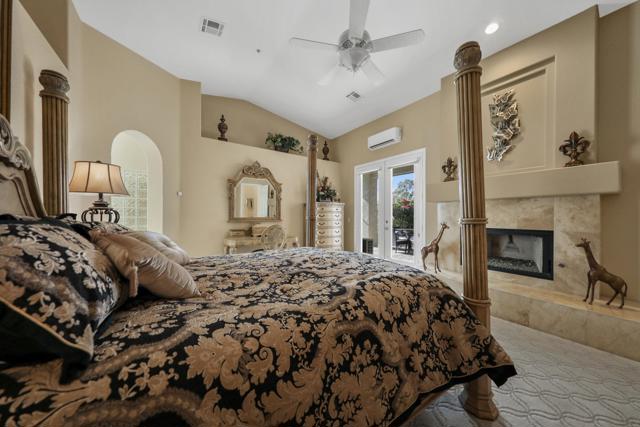 79505 Saint Margarets Bay, Bermuda Dunes CA: https://media.crmls.org/mediaz/fefbea34-2bb3-4b9f-ba9a-48ab6589987a.jpg