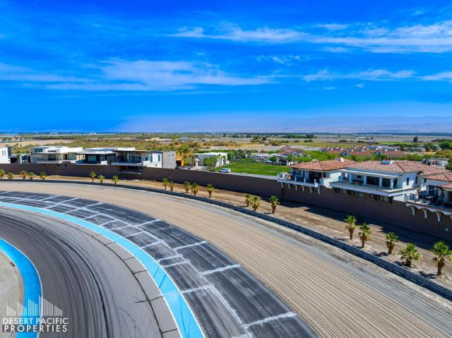 61461 Goodwood Dr, Thermal CA: https://media.crmls.org/mediaz/fefcf137-47c0-4421-8a4a-97efe838e8fc.jpg